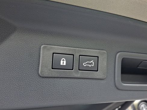 Used 2026 Subaru Forester Touring AWD/4WD image 29