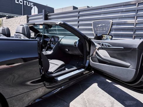 Used 2022 BMW 840i Convertible RWD image 25