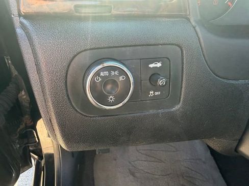 Used 2012 Chevrolet Impala LT w/ LT Sunroof Package image 17