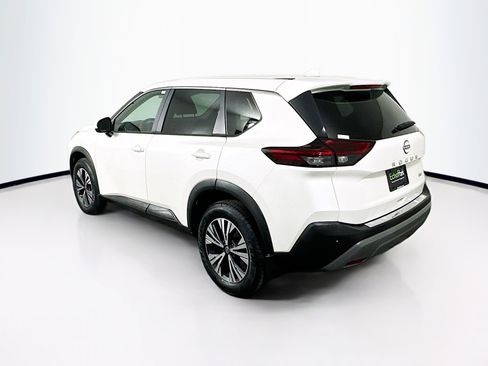 Used 2023 Nissan Rogue SV image 5