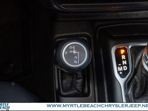 Certified 2023 Jeep Gladiator Sport image 23