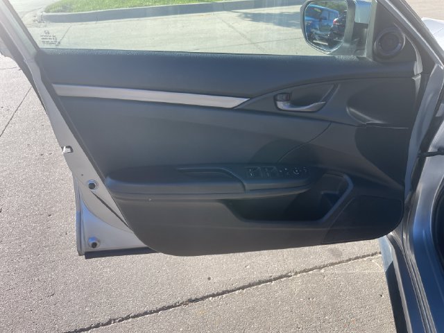 Used 2021 Honda Civic Sport image 11
