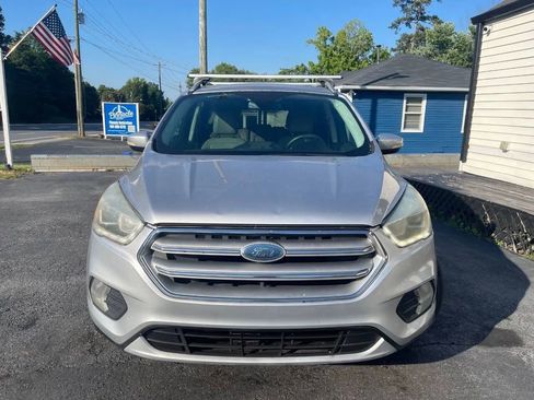Used 2017 Ford Escape Titanium FWD image 2