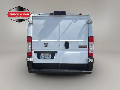 Used 2022 RAM ProMaster 2500 FWD image 4