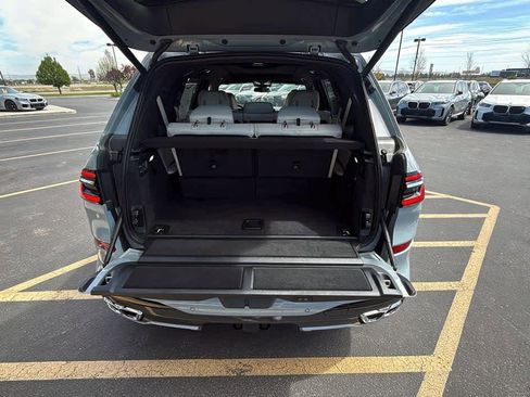 New 2026 BMW X7 M60i AWD/4WD image 9