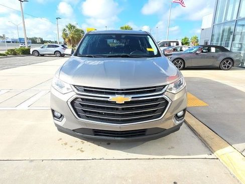 Used 2019 Chevrolet Traverse LT w/ LT Premium Package FWD image 9