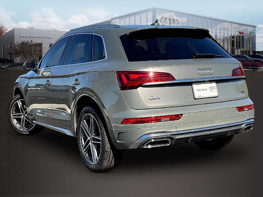 Used 2025 Audi Q5 e Premium Plus AWD/4WD image 5
