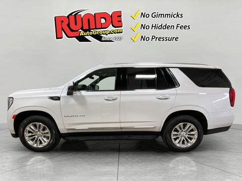 Used 2023 GMC Yukon SLT w/ SLT Luxury Package AWD/4WD image 3