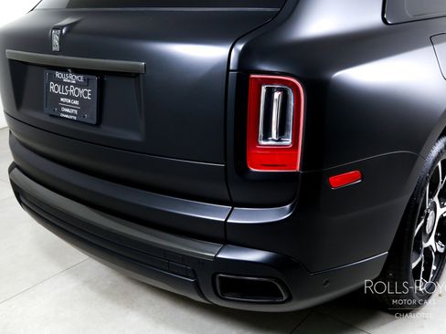 Used 2020 Rolls-Royce Cullinan Black Badge AWD/4WD image 46