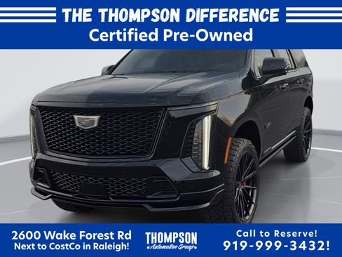 Used 2026 Cadillac Escalade V AWD/4WD image 7