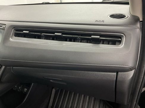 Used 2016 Honda HR-V EX-L image 11