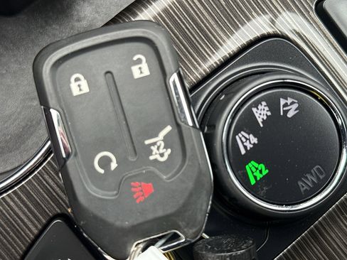 Certified 2022 GMC Acadia SLT w/ Preferred Package image 37