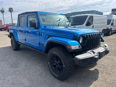 Used 2022 Jeep Gladiator Sport AWD/4WD image 4