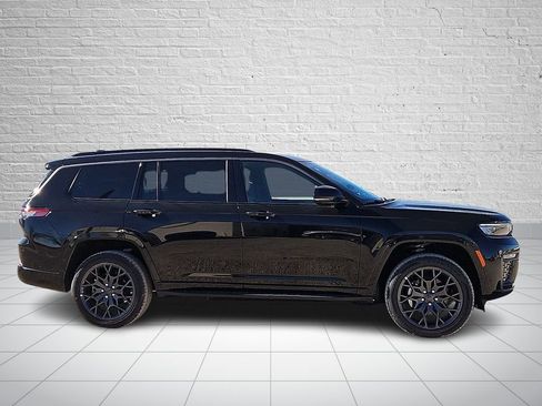 New 2026 Jeep Grand Cherokee L Summit w/ Obsidian Package AWD/4WD image 5