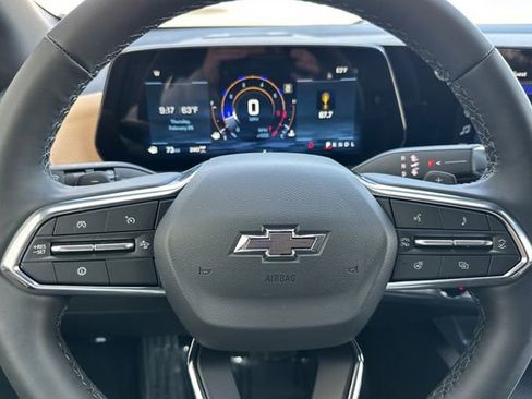 New 2026 Chevrolet Equinox ACTIV w/ Convenience Package III image 29