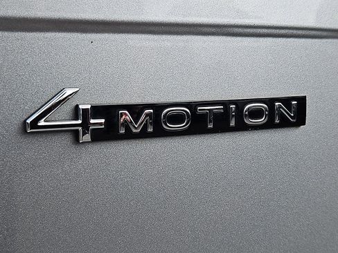 Used 2022 Volkswagen Tiguan S image 29