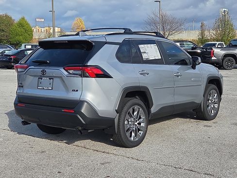 New 2025 Toyota RAV4 XLE Premium image 5
