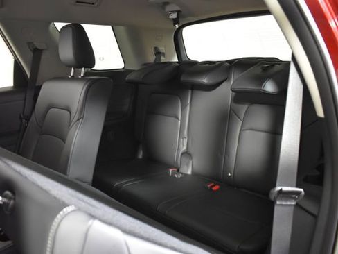 New 2026 Nissan Pathfinder SL AWD/4WD image 30