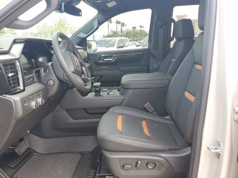 New 2026 GMC Sierra 1500 AT4 w/ AT4 Premium Package AWD/4WD image 18