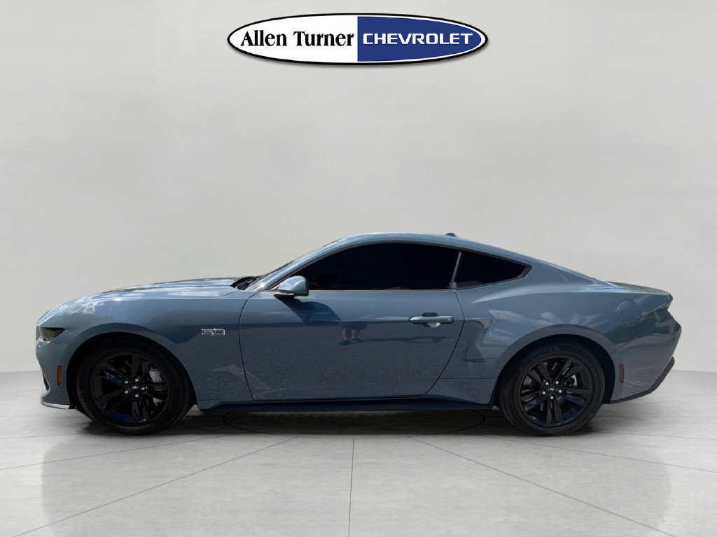 Used 2025 Ford Mustang GT RWD image 6