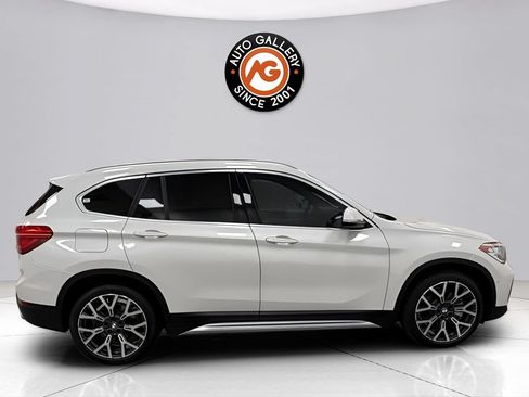 Used 2021 BMW X1 sDrive28i w/ Convenience Package FWD image 2