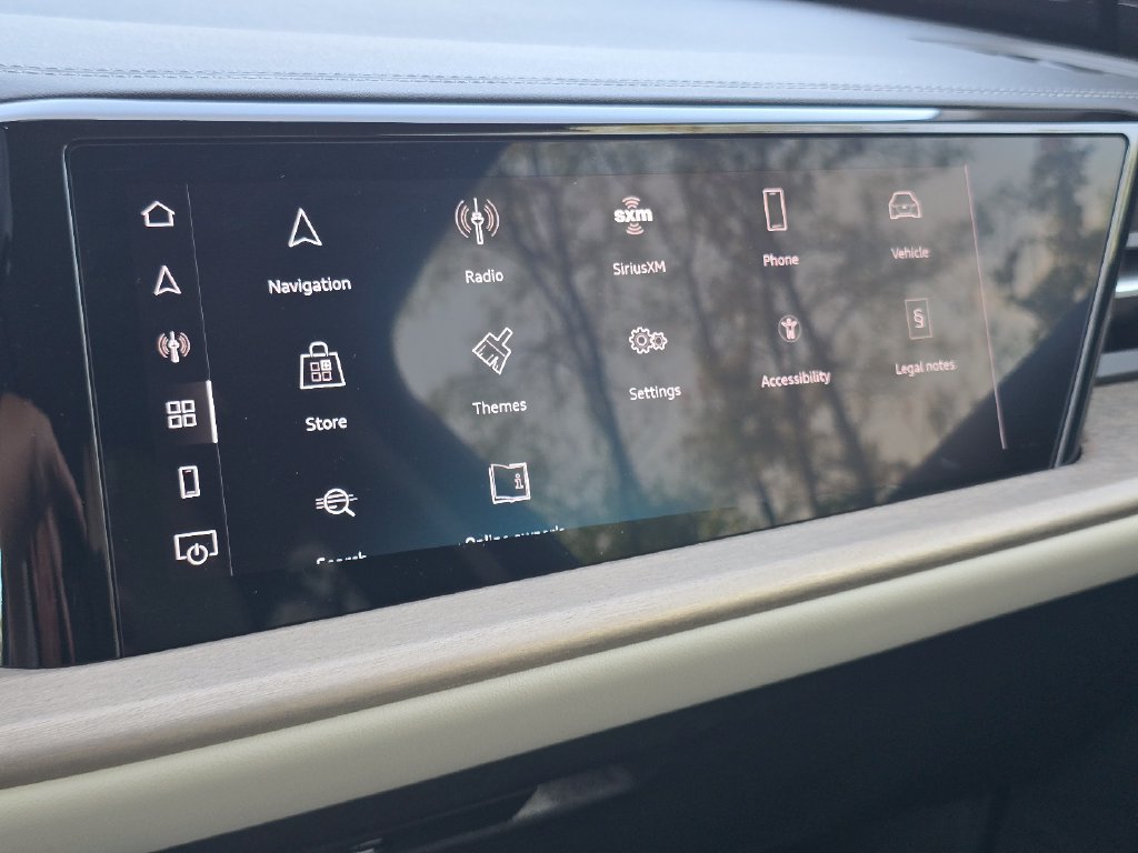 Certified 2025 Audi Q5 Prestige AWD/4WD image 33