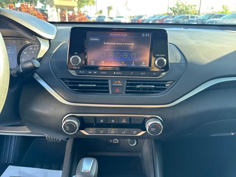 Certified 2022 Nissan Altima 2.5 S image 16