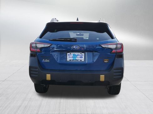 Used 2025 Subaru Outback Wilderness AWD/4WD image 6