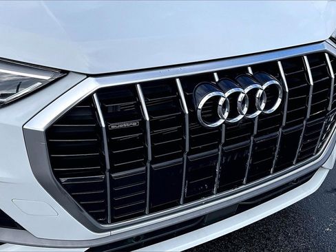 Used 2022 Audi Q3 2.0T Premium Plus w/ Premium Plus Package image 28