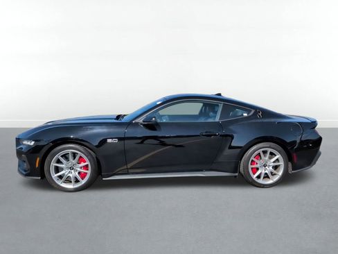 Used 2024 Ford Mustang GT Premium RWD image 11