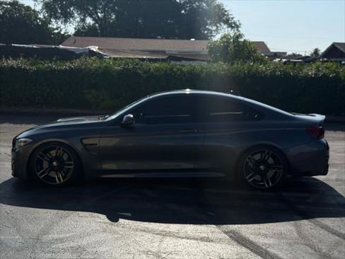 Used 2018 BMW M4 Coupe RWD image 22