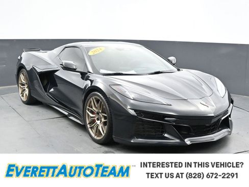 Used 2024 Chevrolet Corvette Z06 image 1