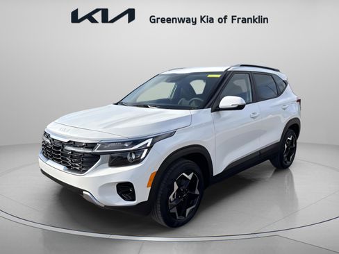 New 2026 Kia Seltos S image 3