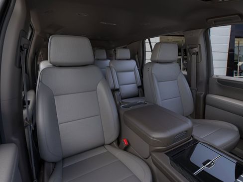 New 2026 GMC Yukon Elevation image 16