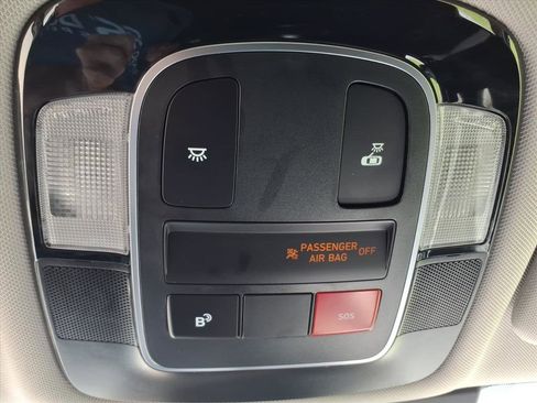 Used 2025 Hyundai Sonata SE FWD image 27