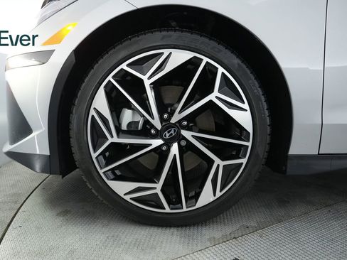 Used 2023 Hyundai Ioniq 6 SEL RWD image 19
