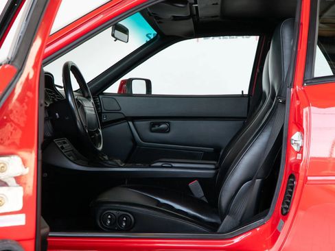 Used 1989 Porsche 944 Turbo image 40