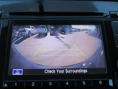 Used 2018 Honda HR-V LX image 24