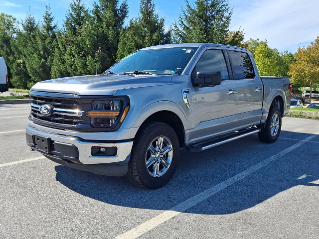 Used 2025 Ford F150 XLT w/ Equipment Group 301A Standard AWD/4WD image 3