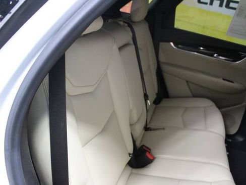 Used 2018 Cadillac XT5 AWD image 9