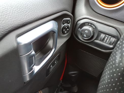 Used 2021 Jeep Gladiator Mojave w/ Uconnect 4C Nav & Sound Group AWD/4WD image 19