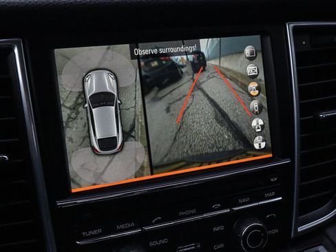 Used 2016 Porsche Panamera Edition image 12