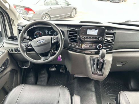Used 2022 Ford Transit 350 DRW RWD image 31