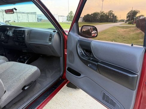 Used 2002 Ford Ranger FX4 AWD/4WD image 15