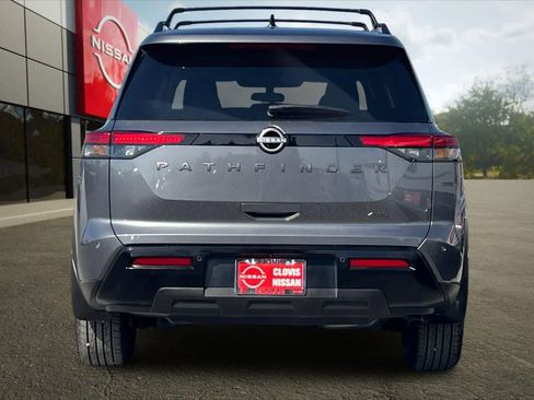 New 2026 Nissan Pathfinder SV image 8