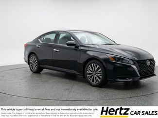 Used 2025 Nissan Altima 2.5 SV video 1