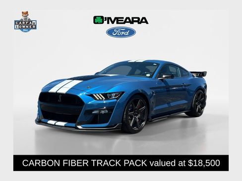 Used 2021 Ford Mustang Shelby GT500 w/ Carbon Fiber Track Pack RWD image 1