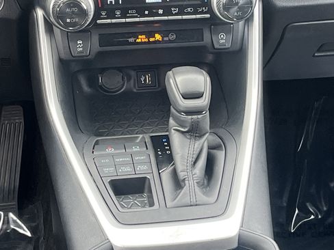 Certified 2024 Toyota RAV4 XLE image 20