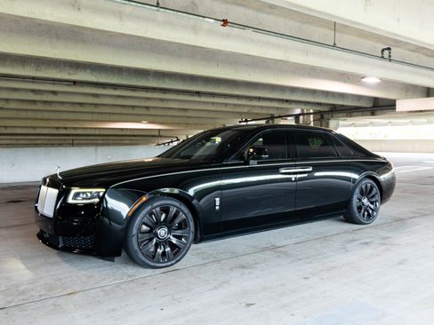 Used 2021 Rolls-Royce Ghost Extended Wheelbase AWD/4WD image 4