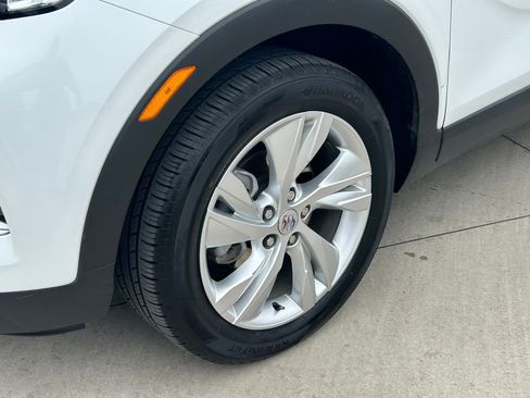 Used 2025 Buick Encore GX Preferred FWD image 9